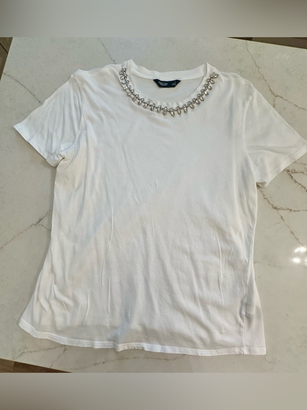 Vera Wang White Short Sleeve Tee with Crystal Necklace Trim